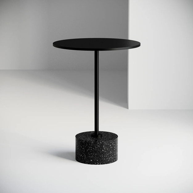 La Mesa Elegante Side Table